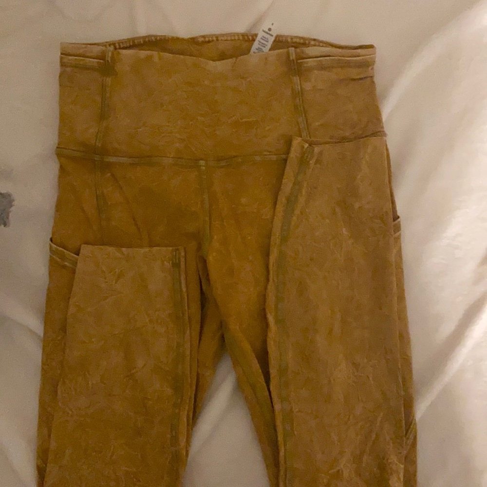 lululemon leggings size 4 25”